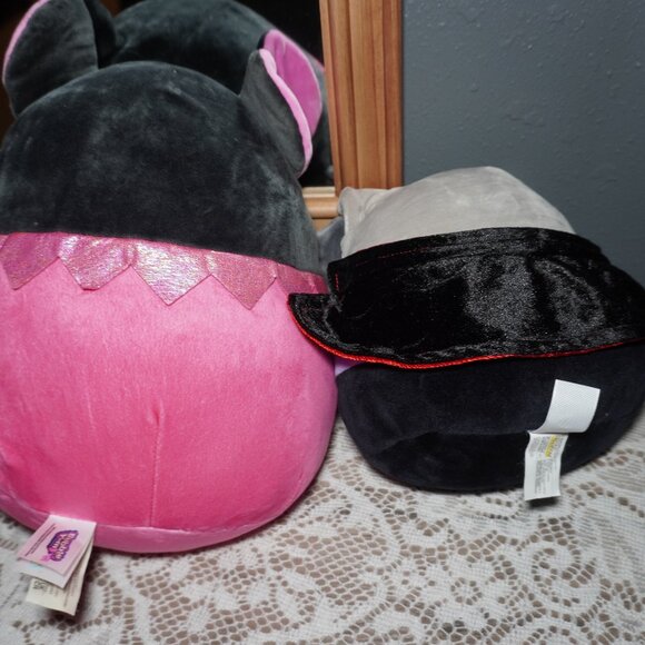 Squishmallows Hershey 10" Zendi Bat Bubble Yum Gum TALLY Vampire Dracula Cat - Picture 5 of 6